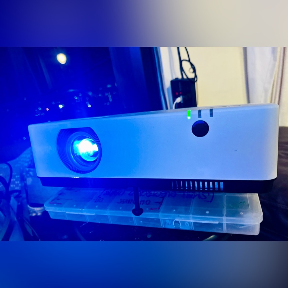 NEC ME372W 3LCD ANSI projector